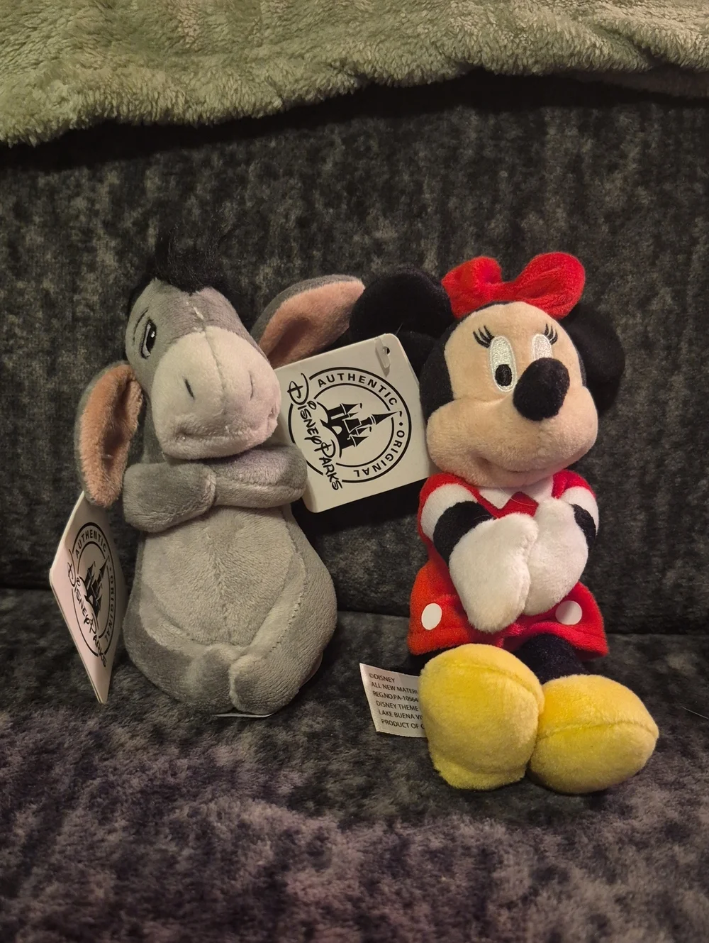 Disney Minnie Mouse and Eeyore Magnetic Plushes - Red, Yellow, Black, Gray